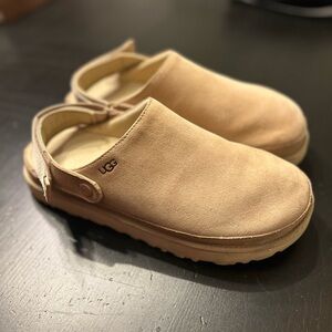 UGG Goldenstar